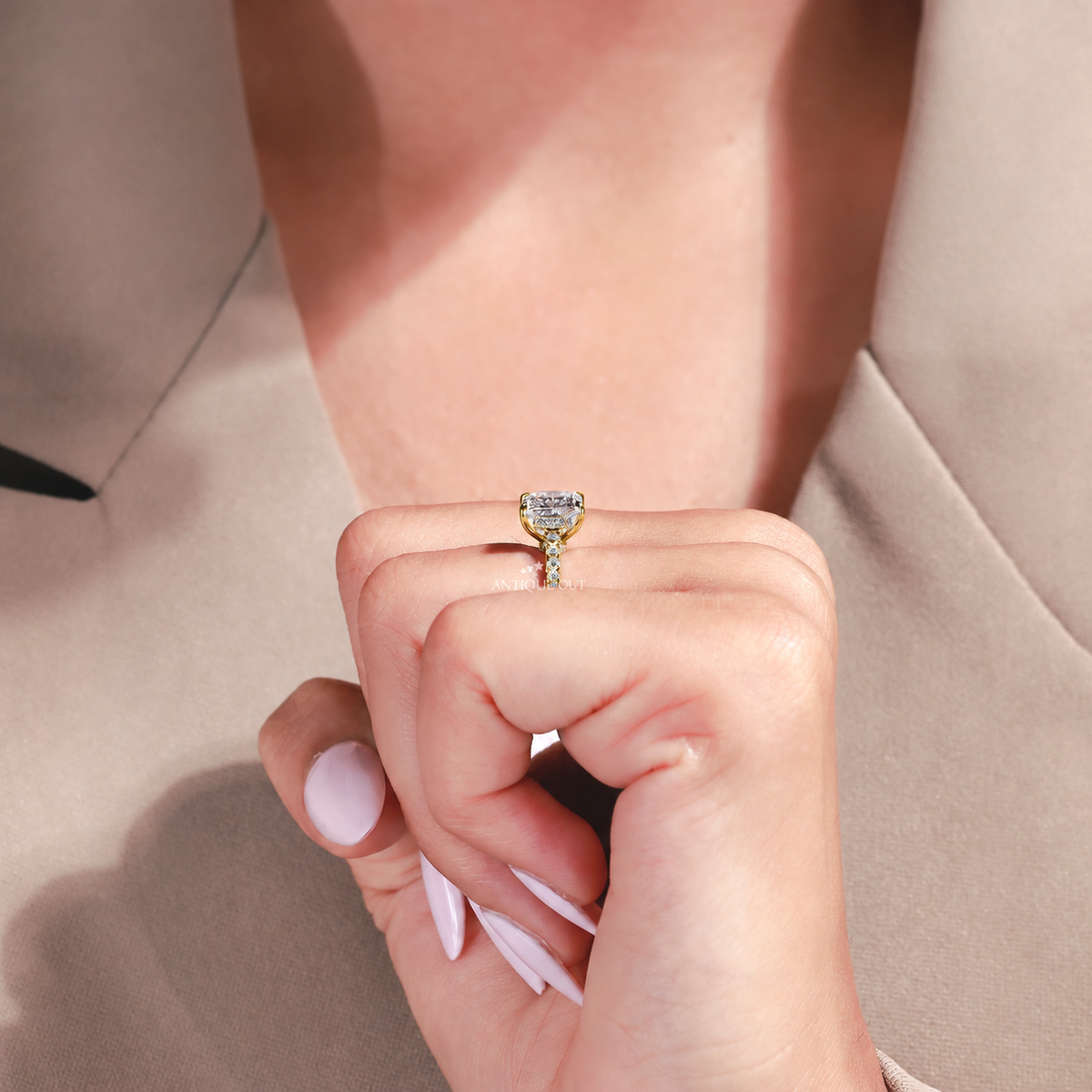 10k Yellow Gold, 14k Yellow Gold, 18k Yellow Gold