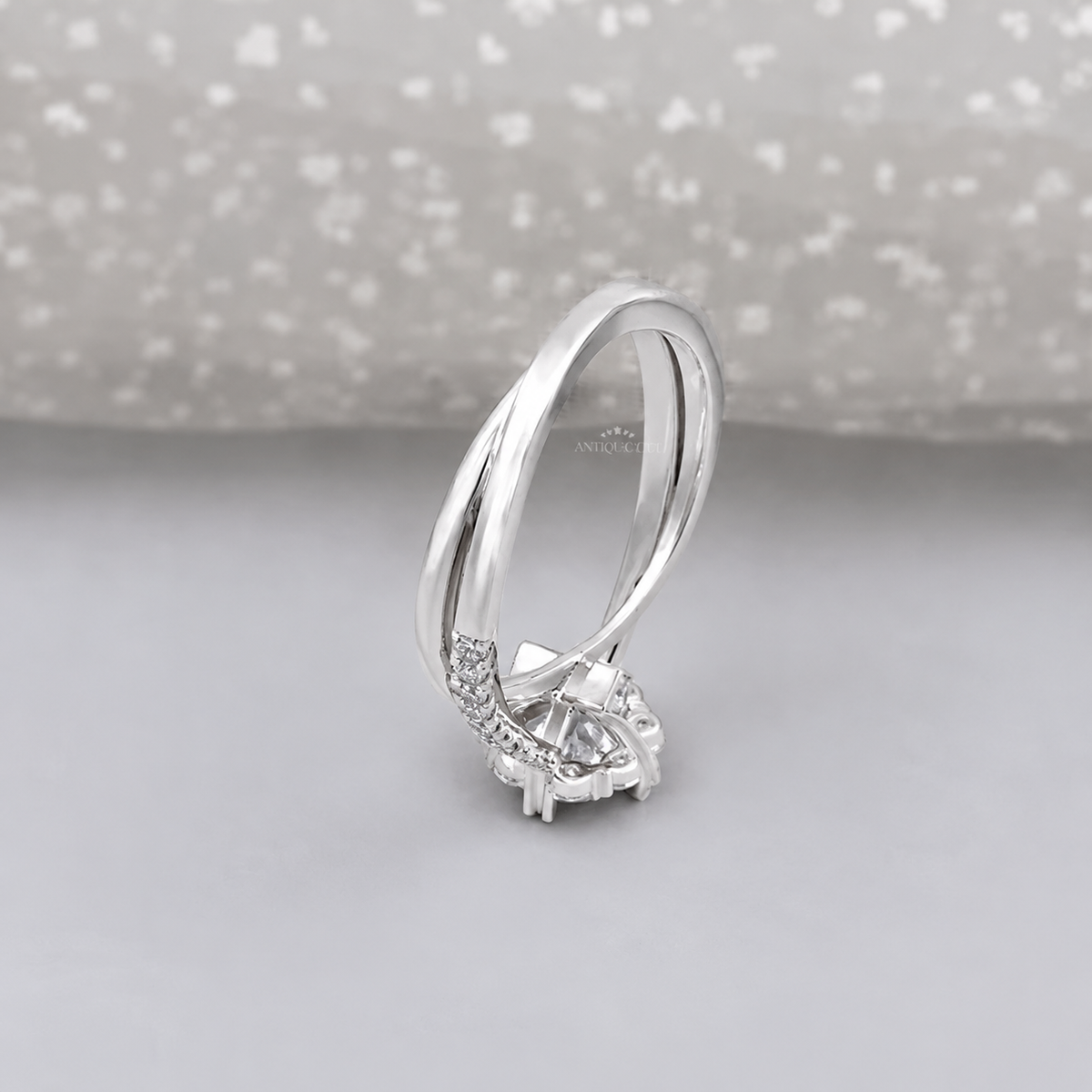 10k White Gold, 14k White Gold, 18k White Gold, Platinum