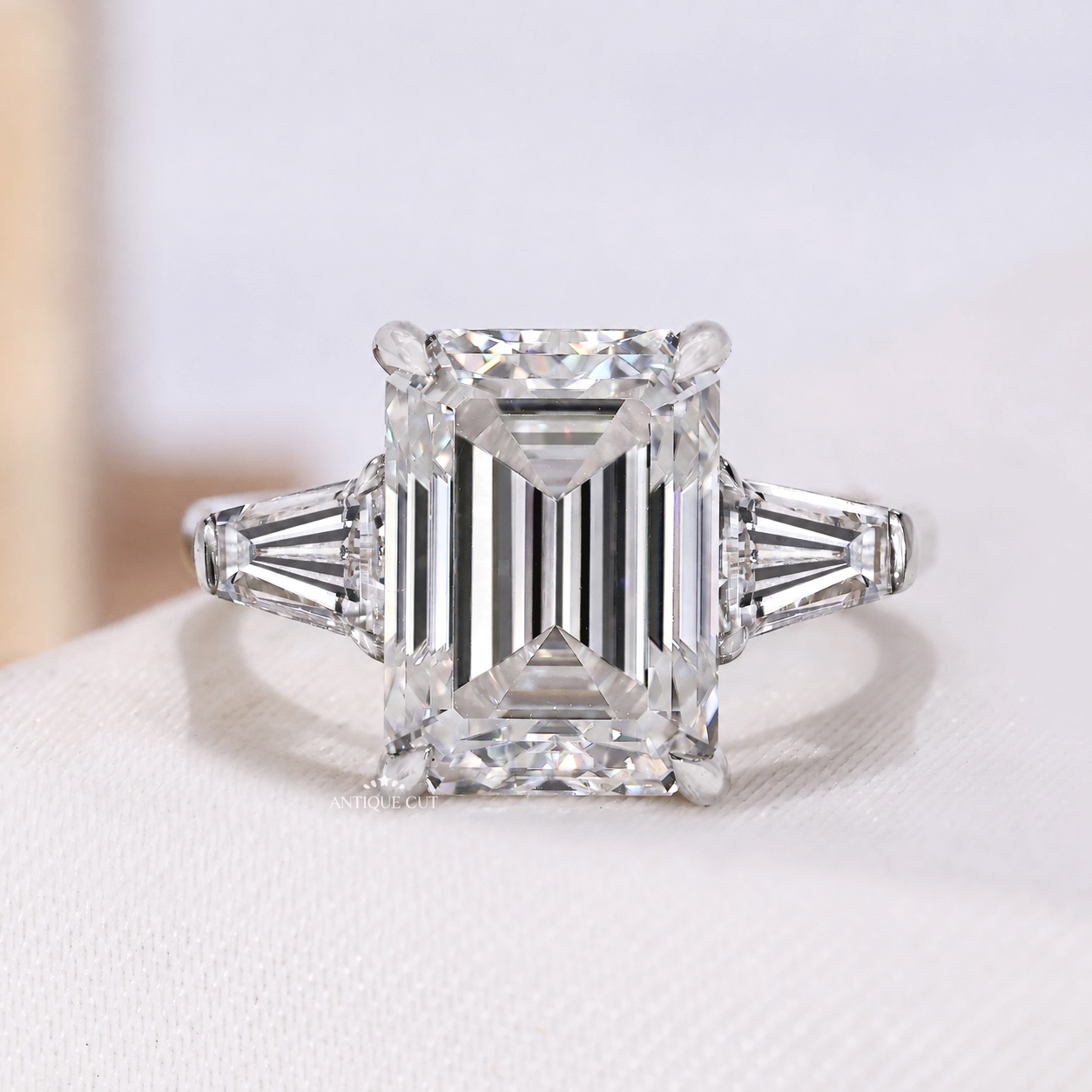 10k White Gold, 14k White Gold, 18k White Gold, Platinum