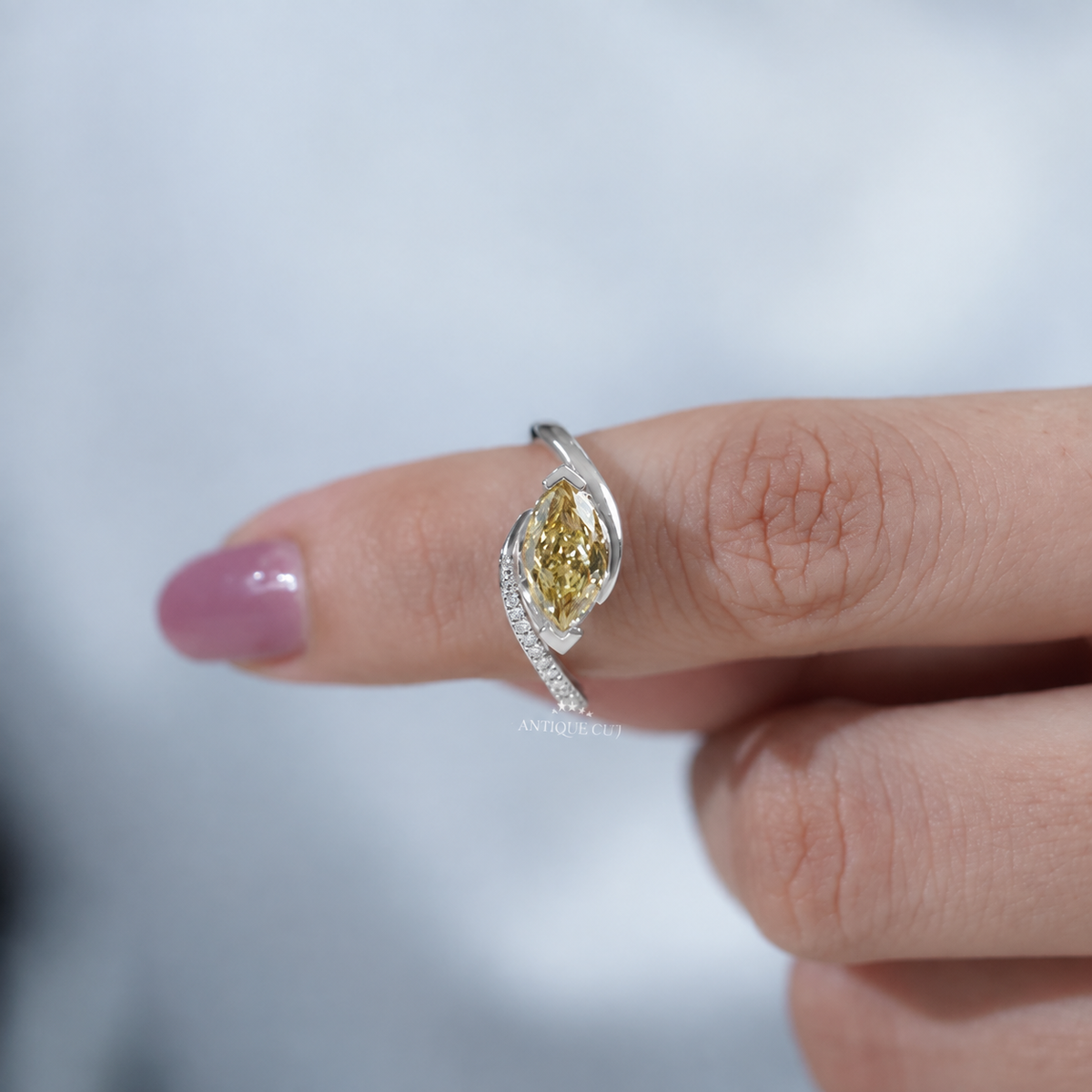 10k White Gold, 14k White Gold, 18k White Gold, Platinum