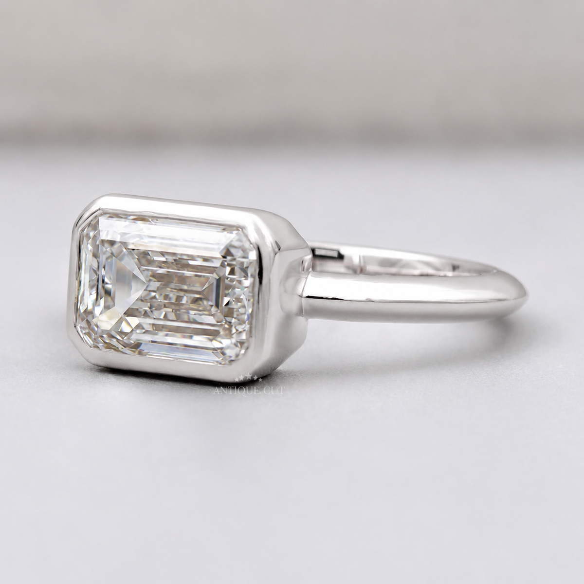 10k White Gold, 14k White Gold, 18k White Gold, Platinum