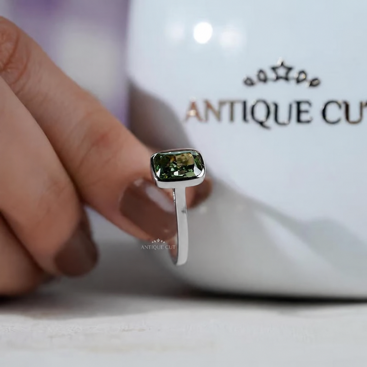 10k White Gold, 14k White Gold, 18k White Gold, Platinum