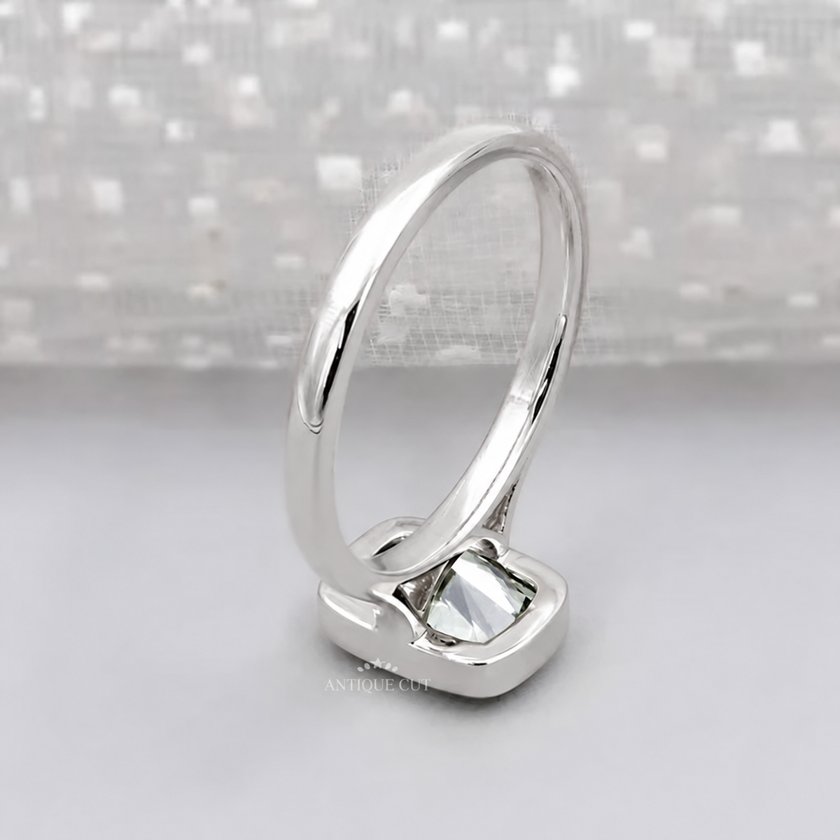 10k White Gold, 14k White Gold, 18k White Gold, Platinum