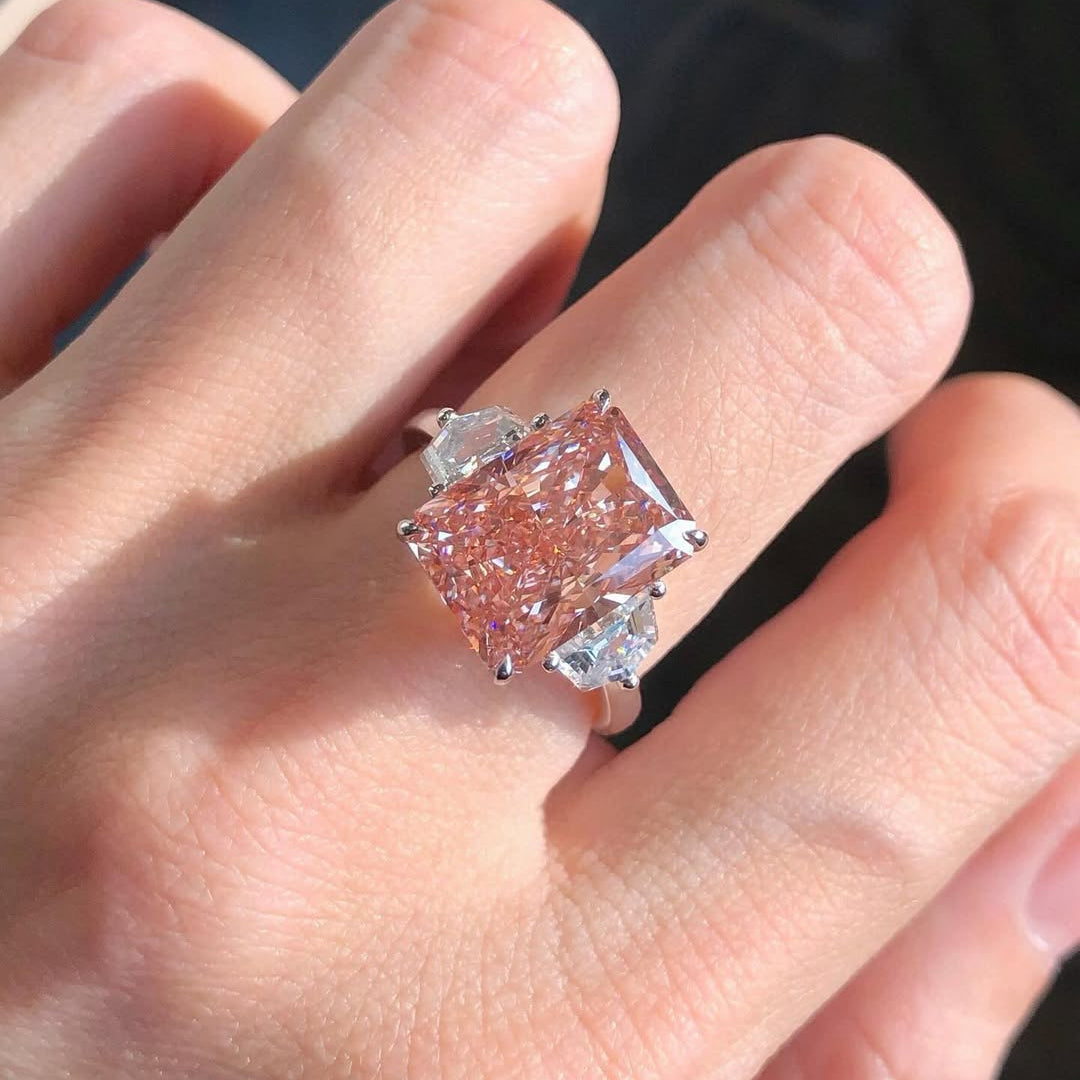 Radiant 3.00ct Pink Lab Grown Diamond Ring | Three Stone Design with 0.60ct Side Stones | IGI Certified | Engagement Ring | VVS-VS Clarity