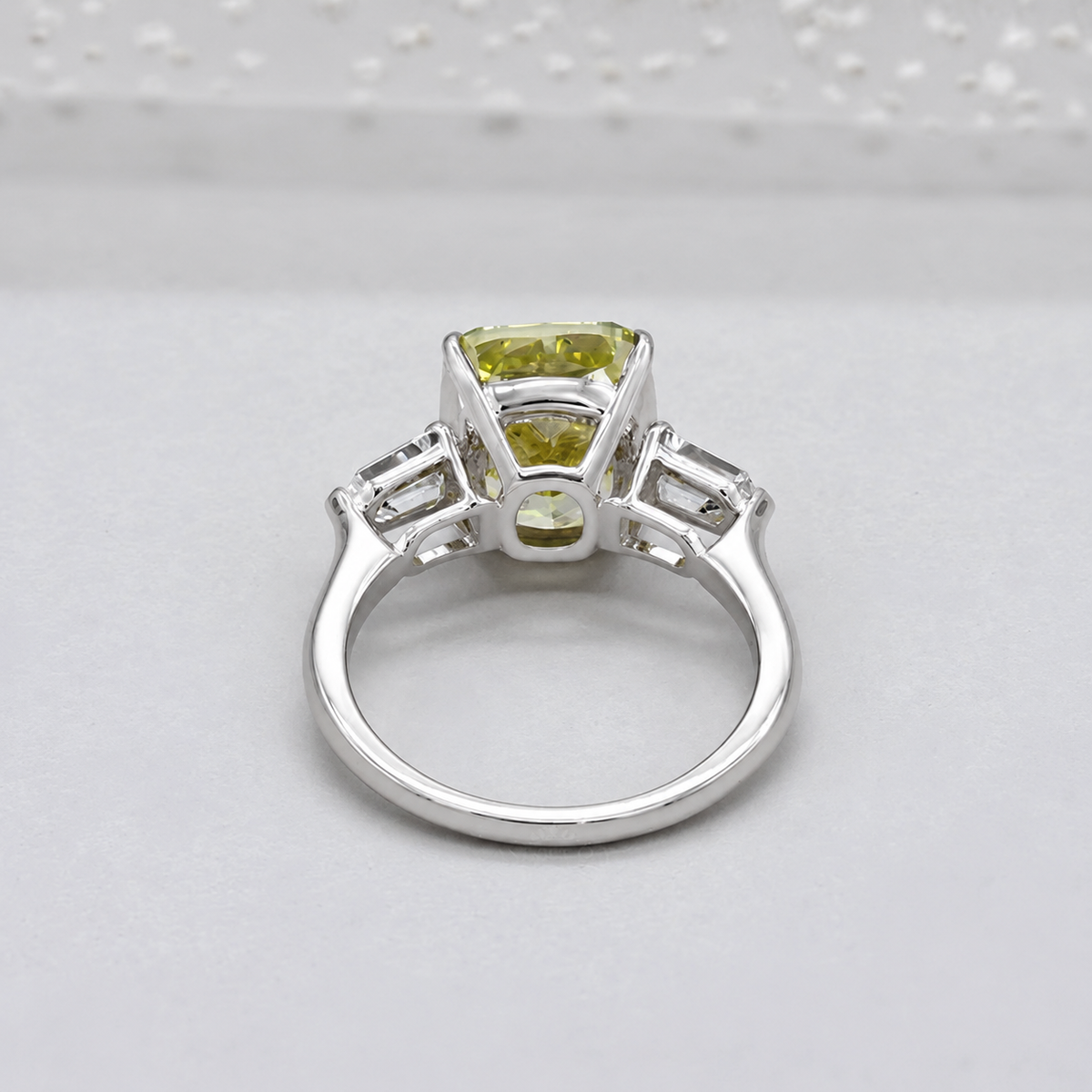 10k White Gold, 14k White Gold, 18k White Gold, Platinum