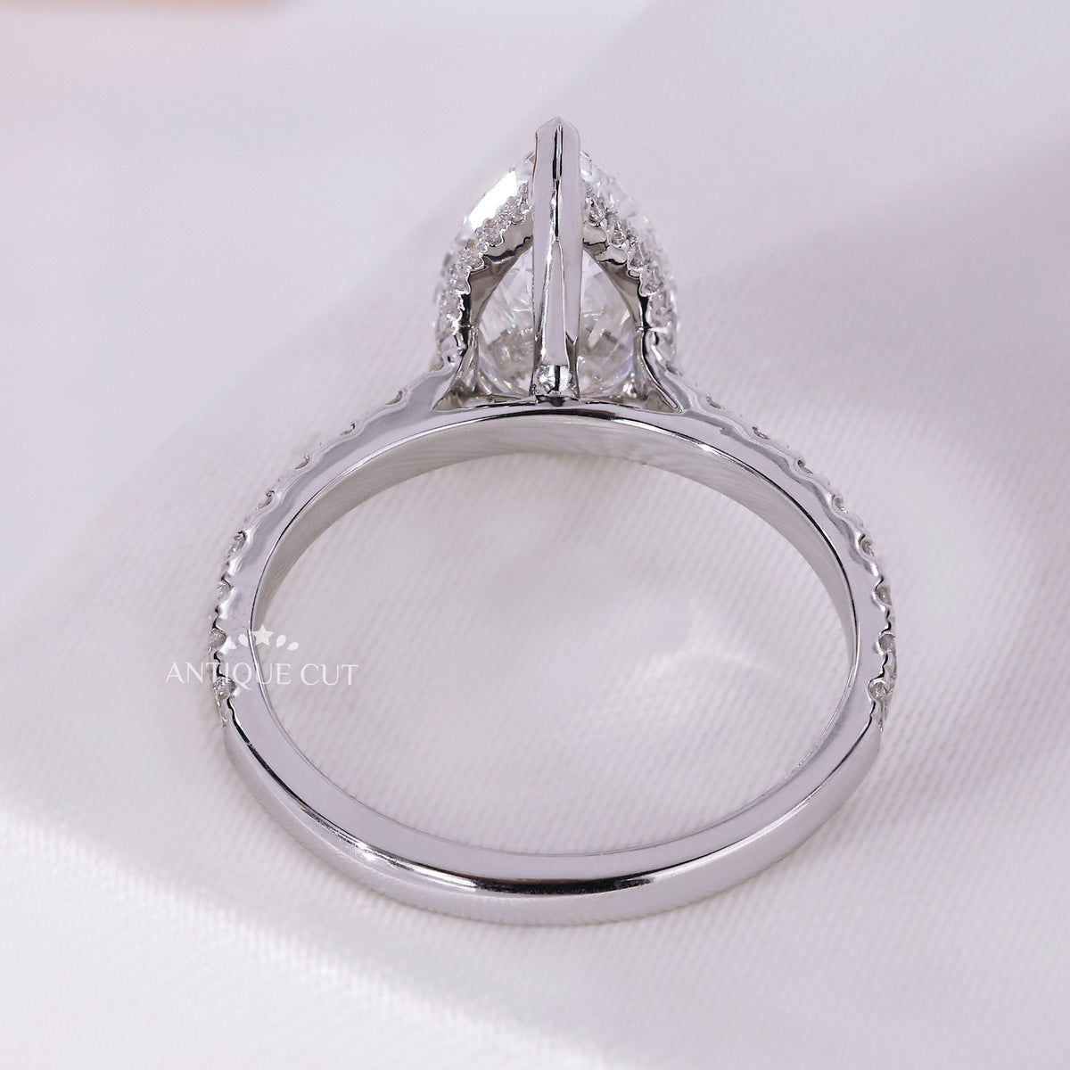 10k White Gold, 14k White Gold, 18k White Gold, Platinum