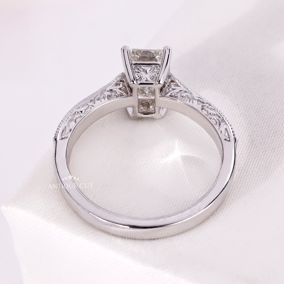 10k White Gold, 14k White Gold, 18k White Gold, Platinum