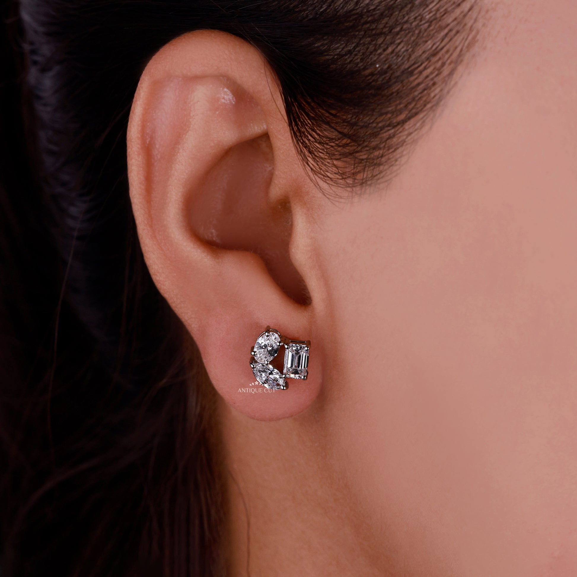 IGI certified diamond cluster stud earrings