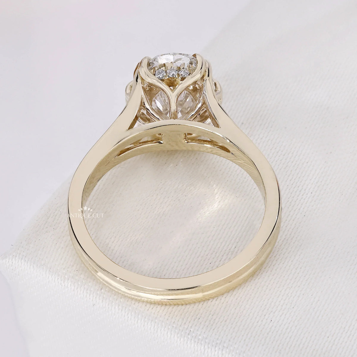 10k Yellow Gold, 14k Yellow Gold, 18k Yellow Gold