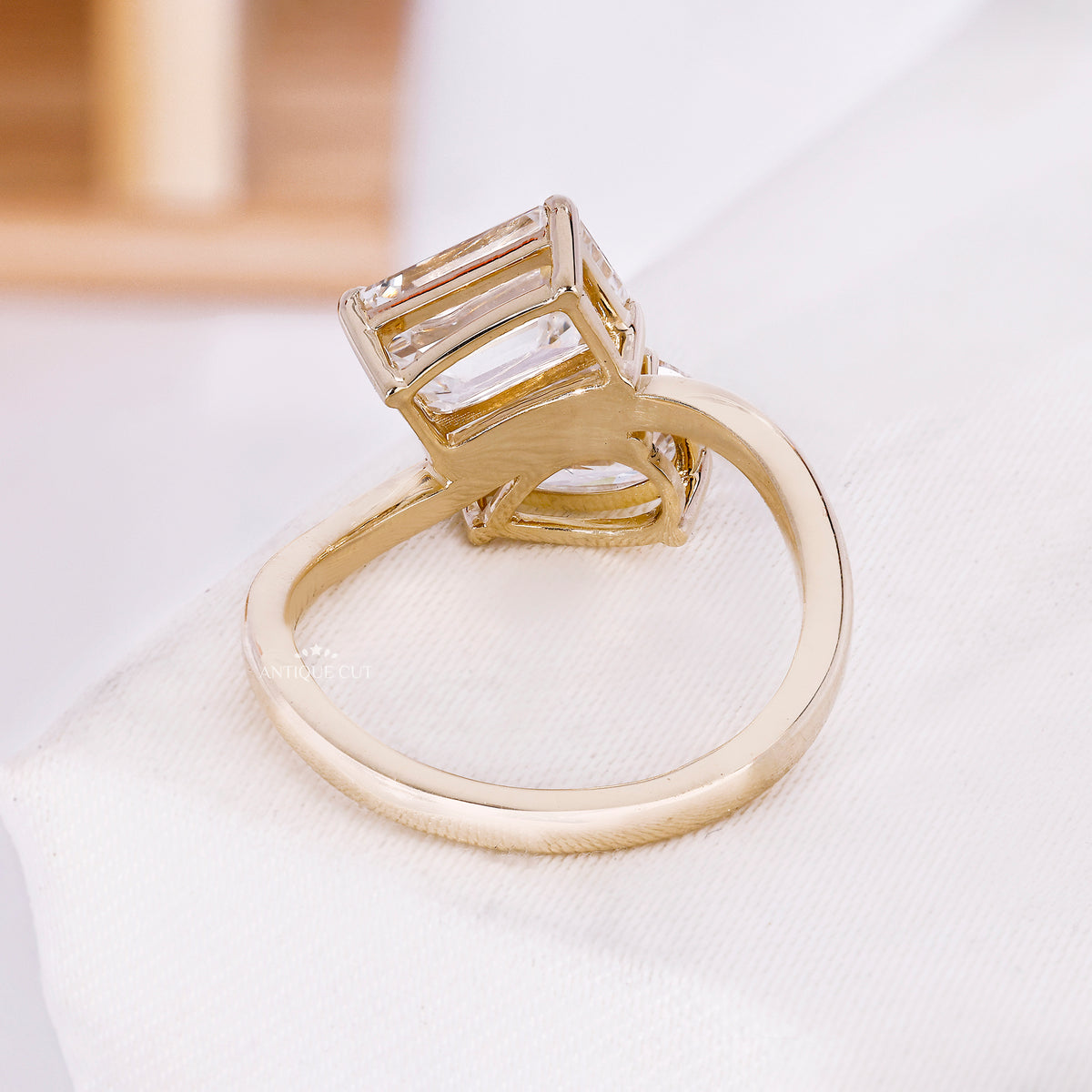 10k Yellow Gold, 14k Yellow Gold, 18k Yellow Gold