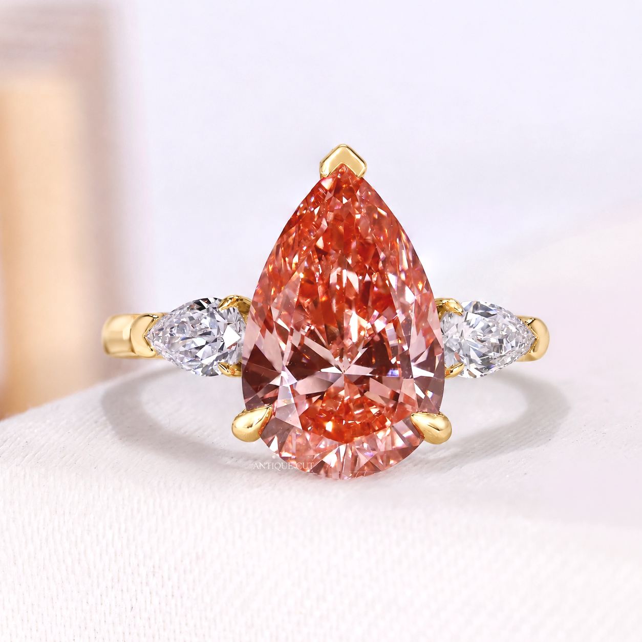 10k Yellow Gold, 14k Yellow Gold, 18k Yellow Gold