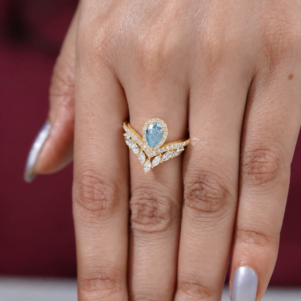 10k Yellow Gold, 14k Yellow Gold, 18k Yellow Gold