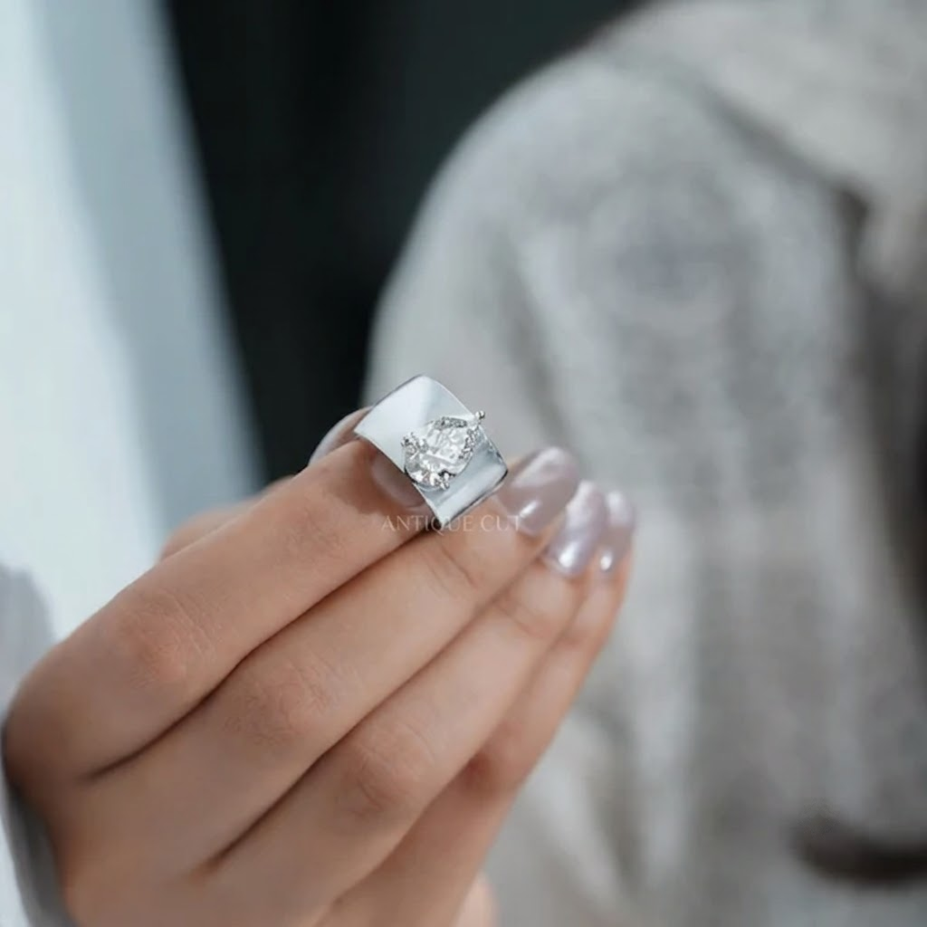 10k White Gold, 14k White Gold, 18k White Gold, Platinum