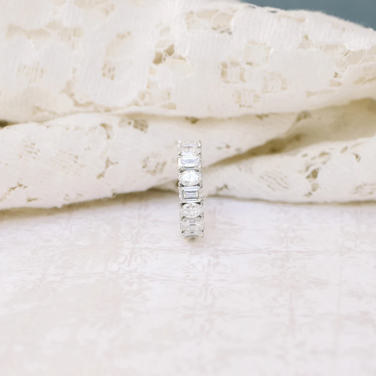 #Color_White Gold