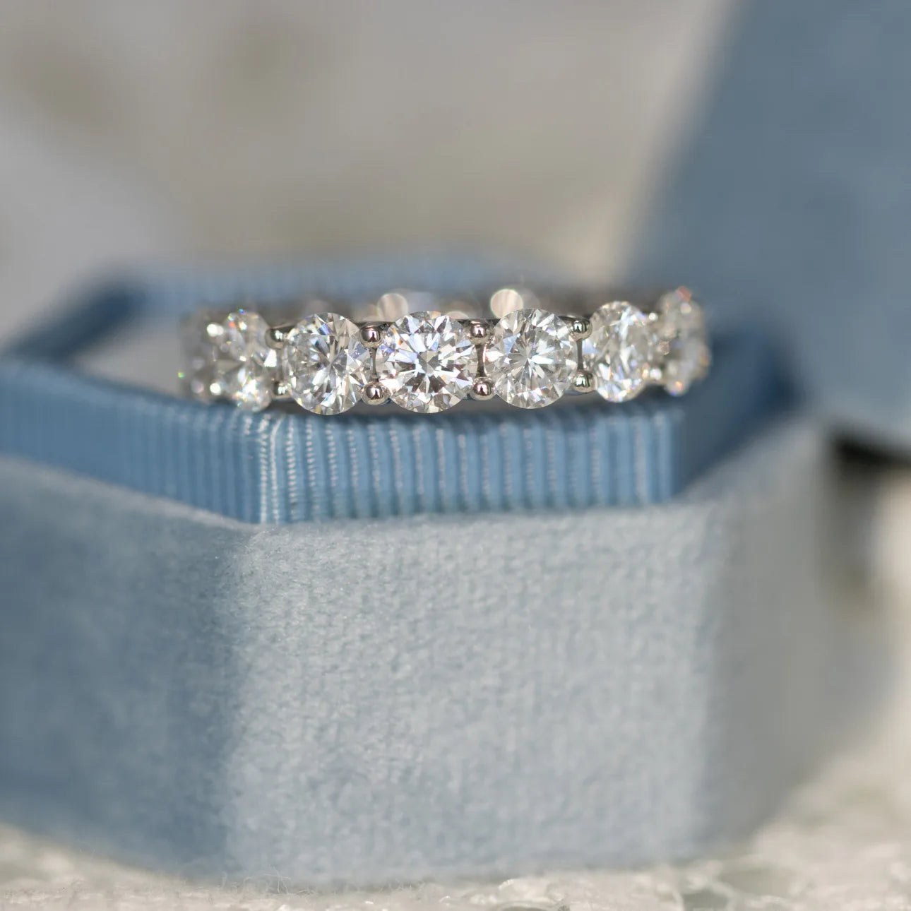 #Color_White Gold
