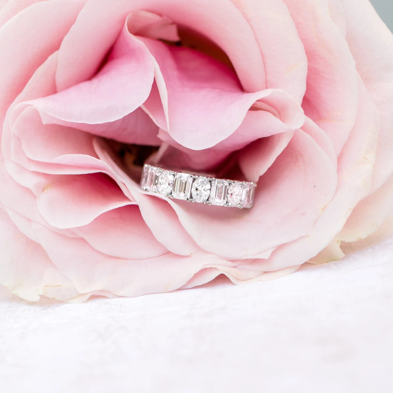 #Color_White Gold