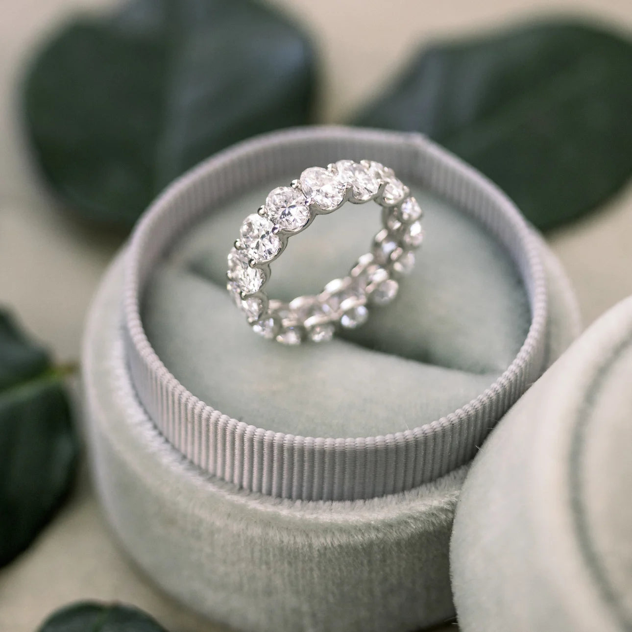 #Color_White Gold
