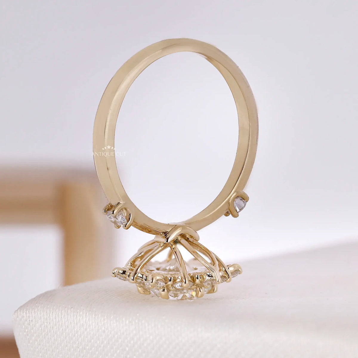 10k Yellow Gold, 14k Yellow Gold, 18k Yellow Gold