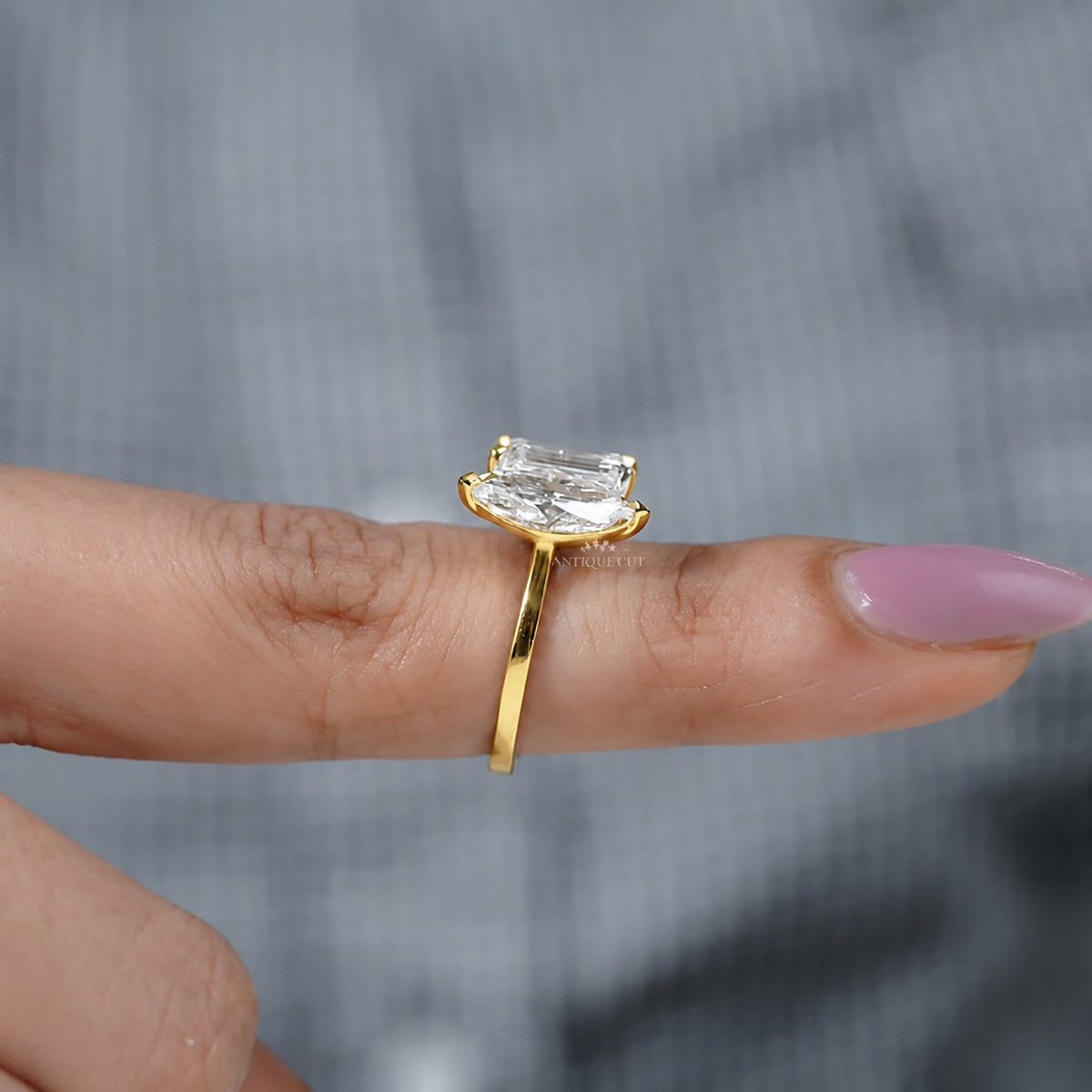 10k Yellow Gold, 14k Yellow Gold, 18k Yellow Gold