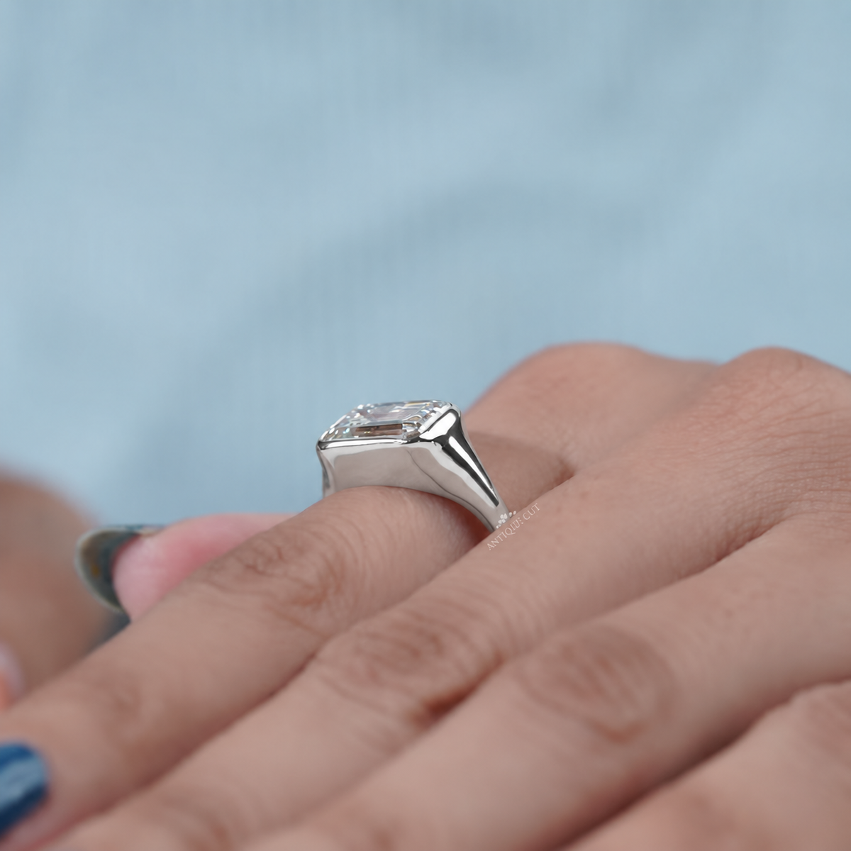 10k White Gold, 14k White Gold, 18k White Gold, Platinum