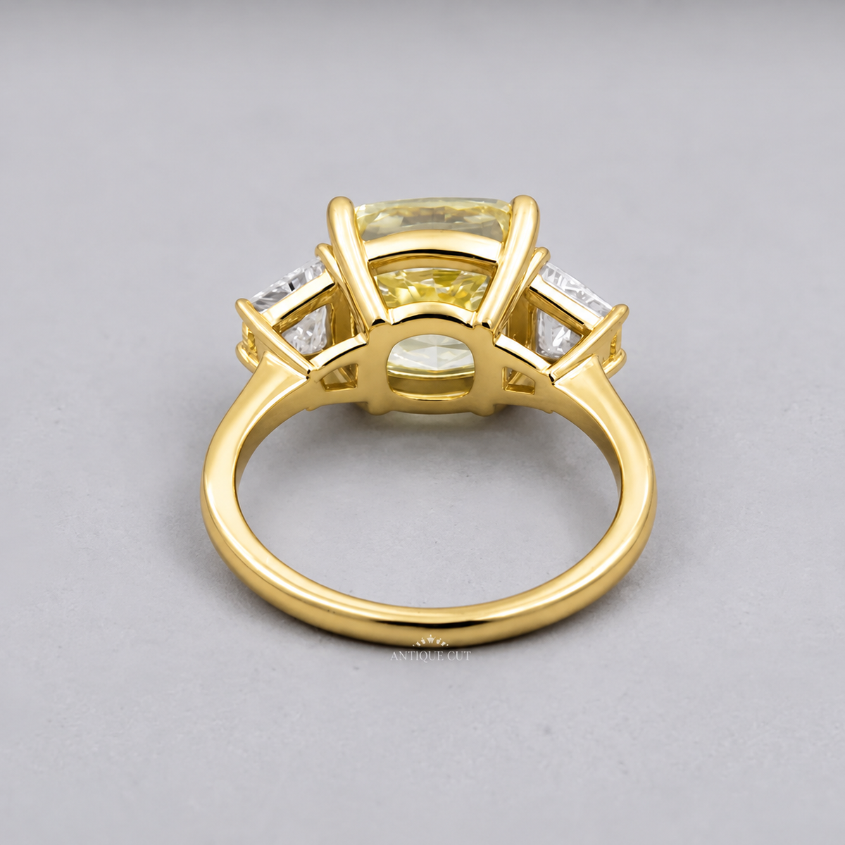 10k Yellow Gold, 14k Yellow Gold, 18k Yellow Gold
