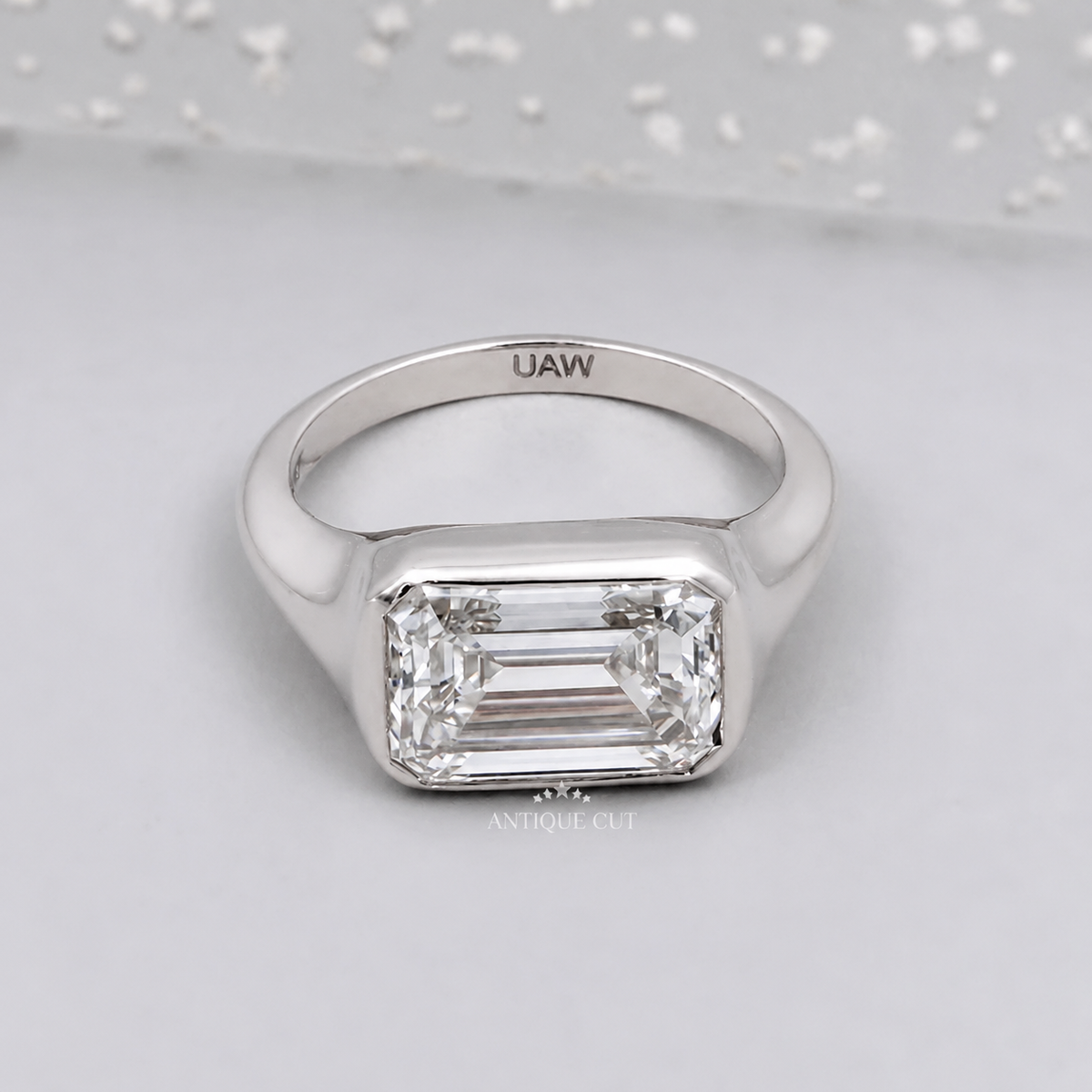 10k White Gold, 14k White Gold, 18k White Gold, Platinum