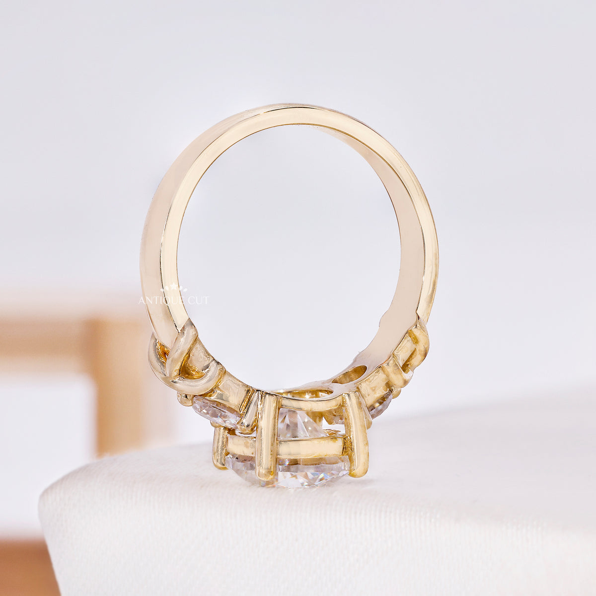 10k Yellow Gold, 14k Yellow Gold, 18k Yellow Gold