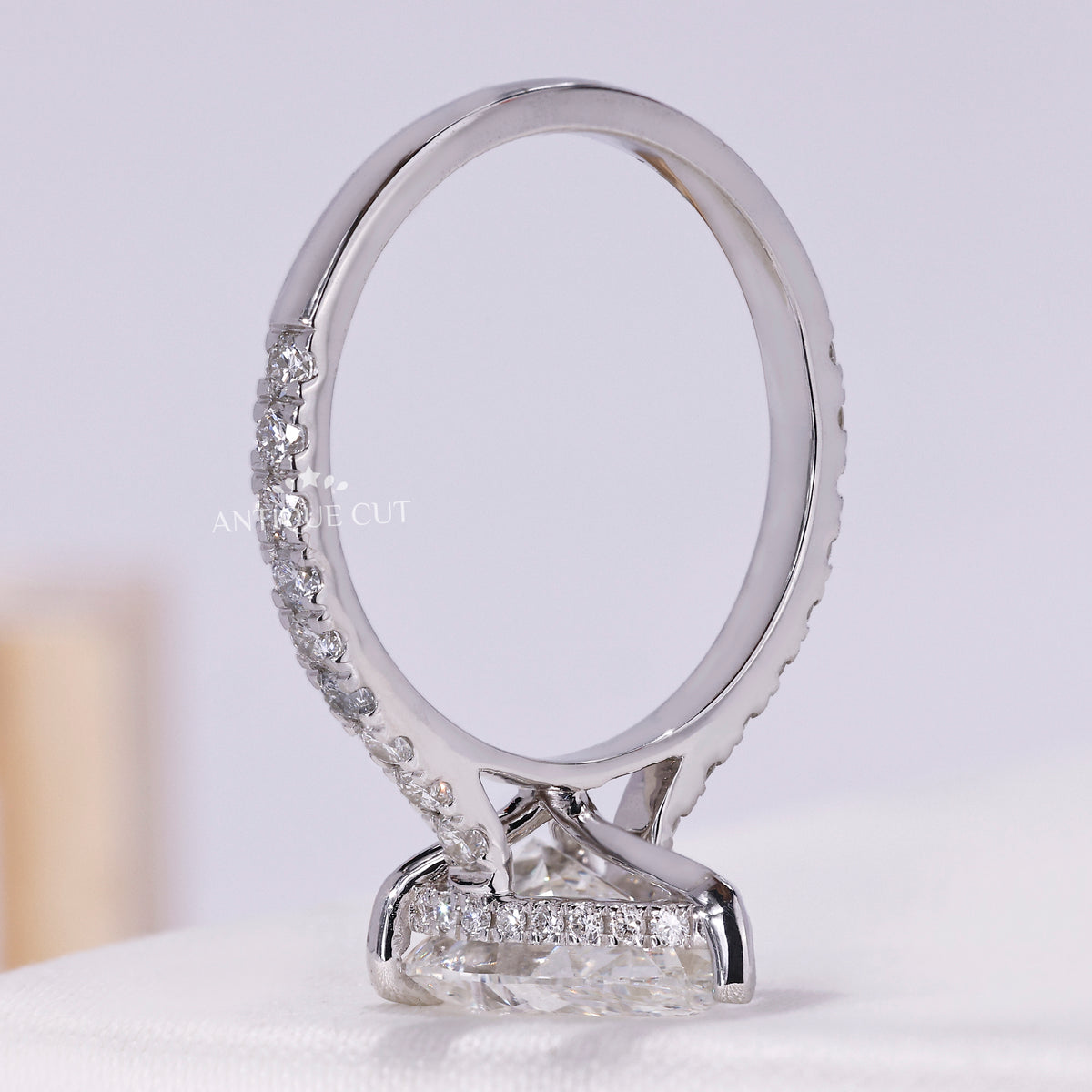 10k White Gold, 14k White Gold, 18k White Gold, Platinum
