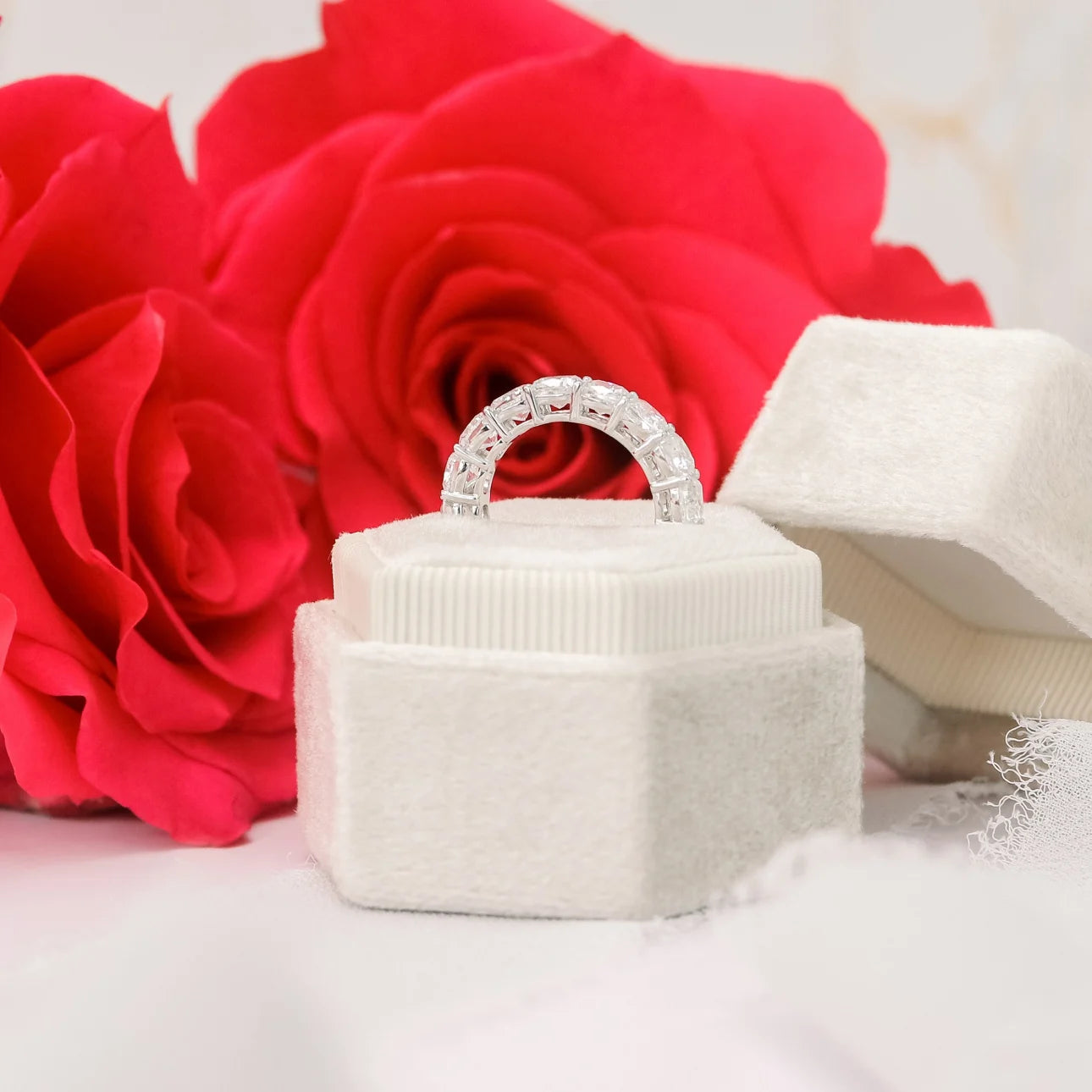 #Color_White Gold
