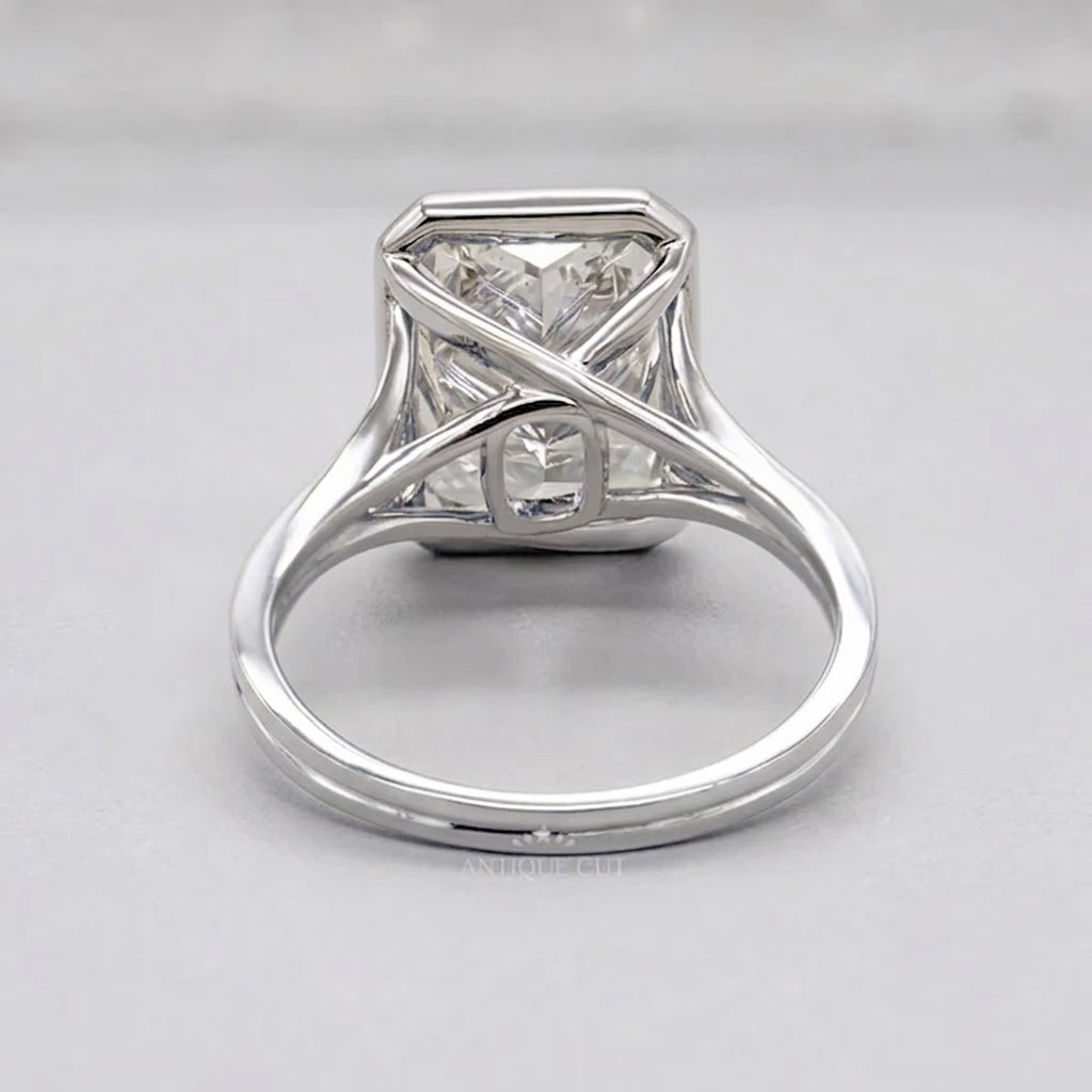 10k White Gold, 14k White Gold, 18k White Gold, Platinum