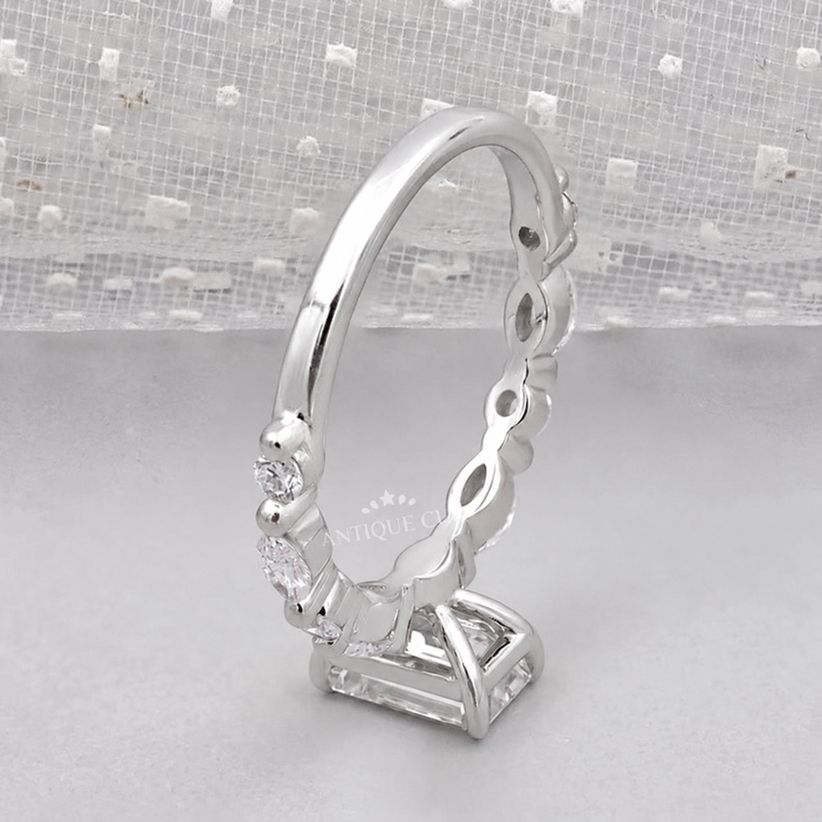 10k White Gold, 14k White Gold, 18k White Gold, Platinum