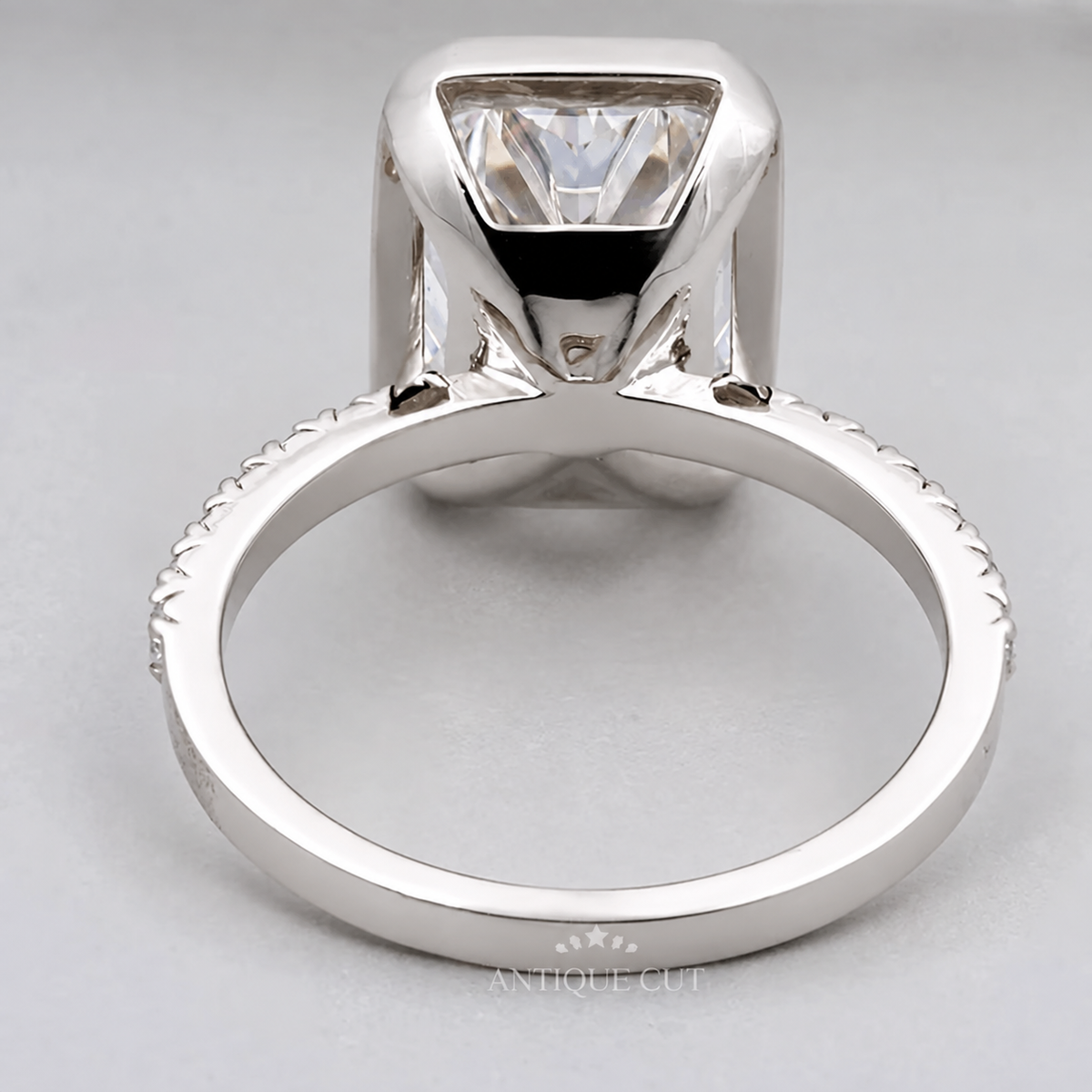 10k White Gold, 14k White Gold, 18k White Gold, Platinum