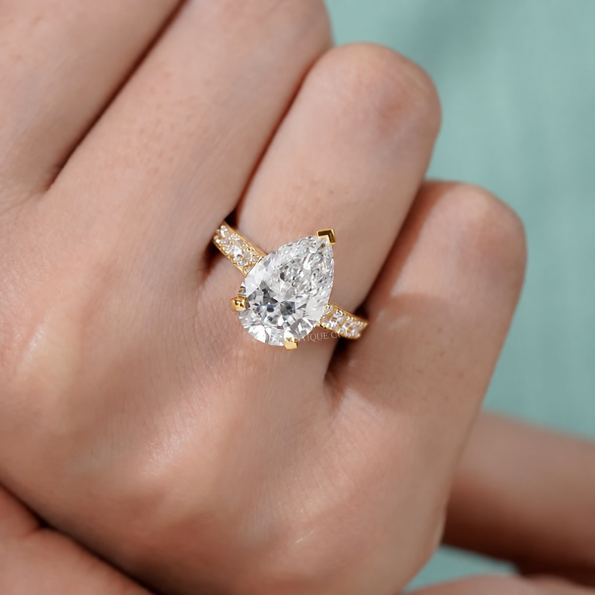 10k Yellow Gold, 14k Yellow Gold, 18k Yellow Gold