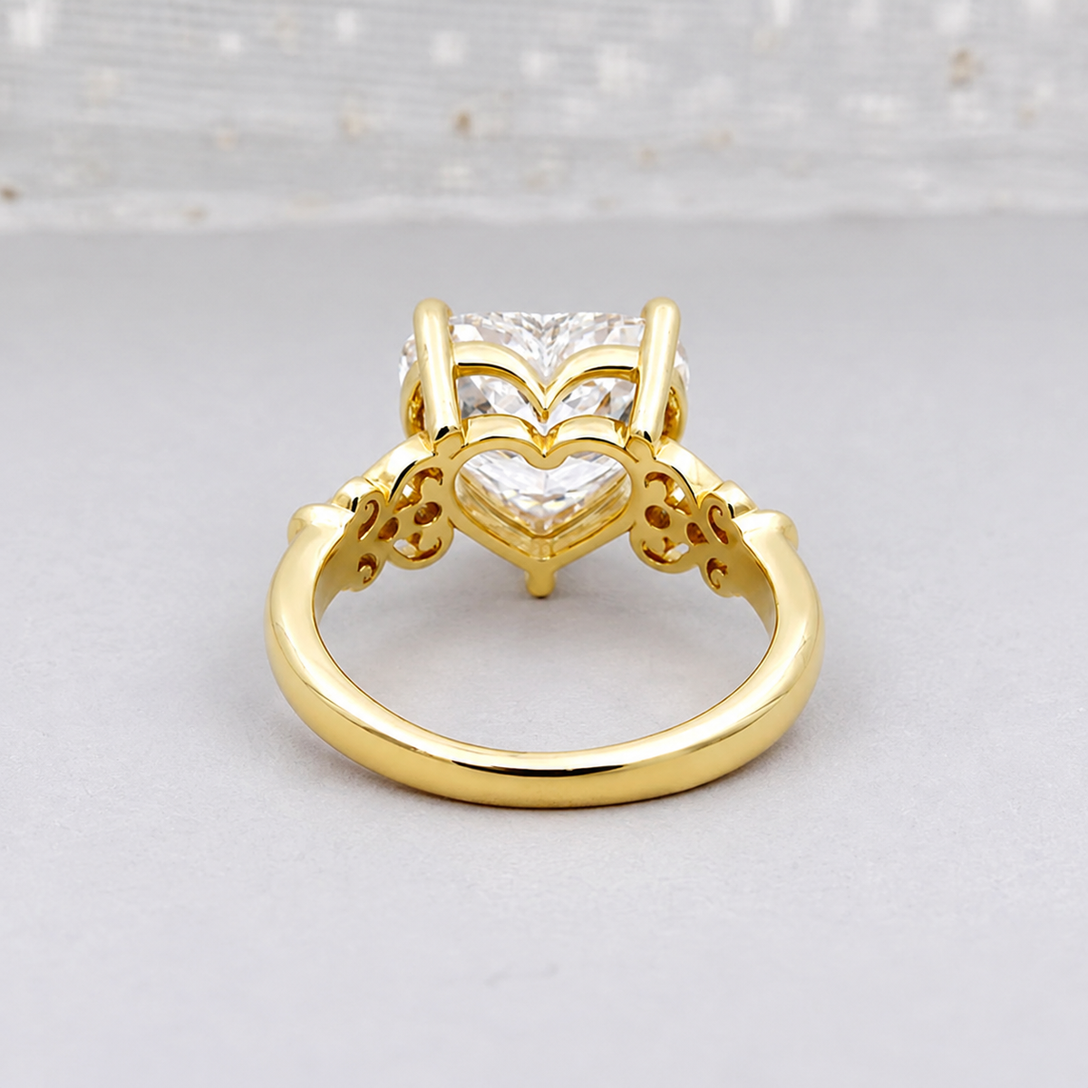 10k Yellow Gold, 14k Yellow Gold, 18k Yellow Gold