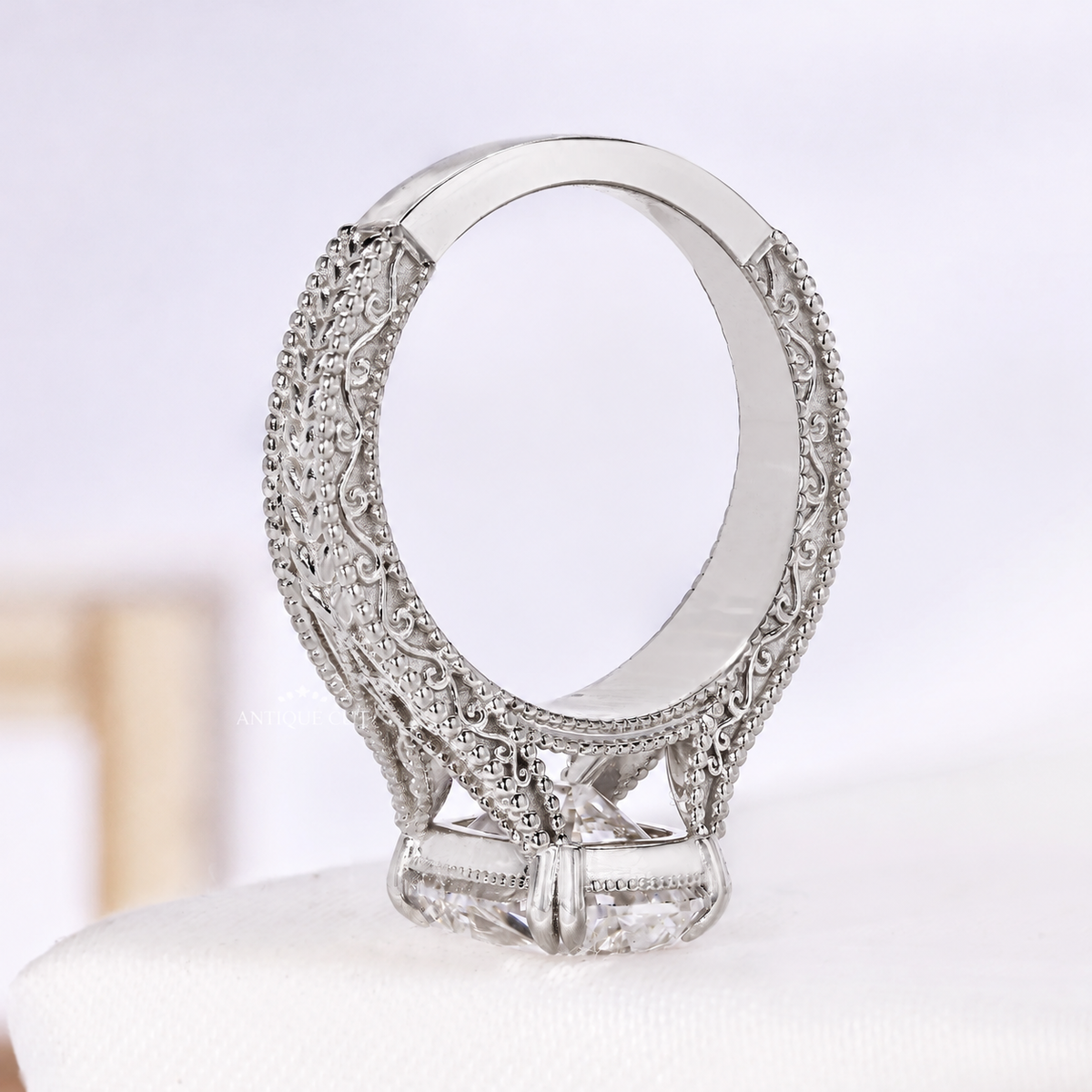 10k White Gold, 14k White Gold, 18k White Gold, Platinum