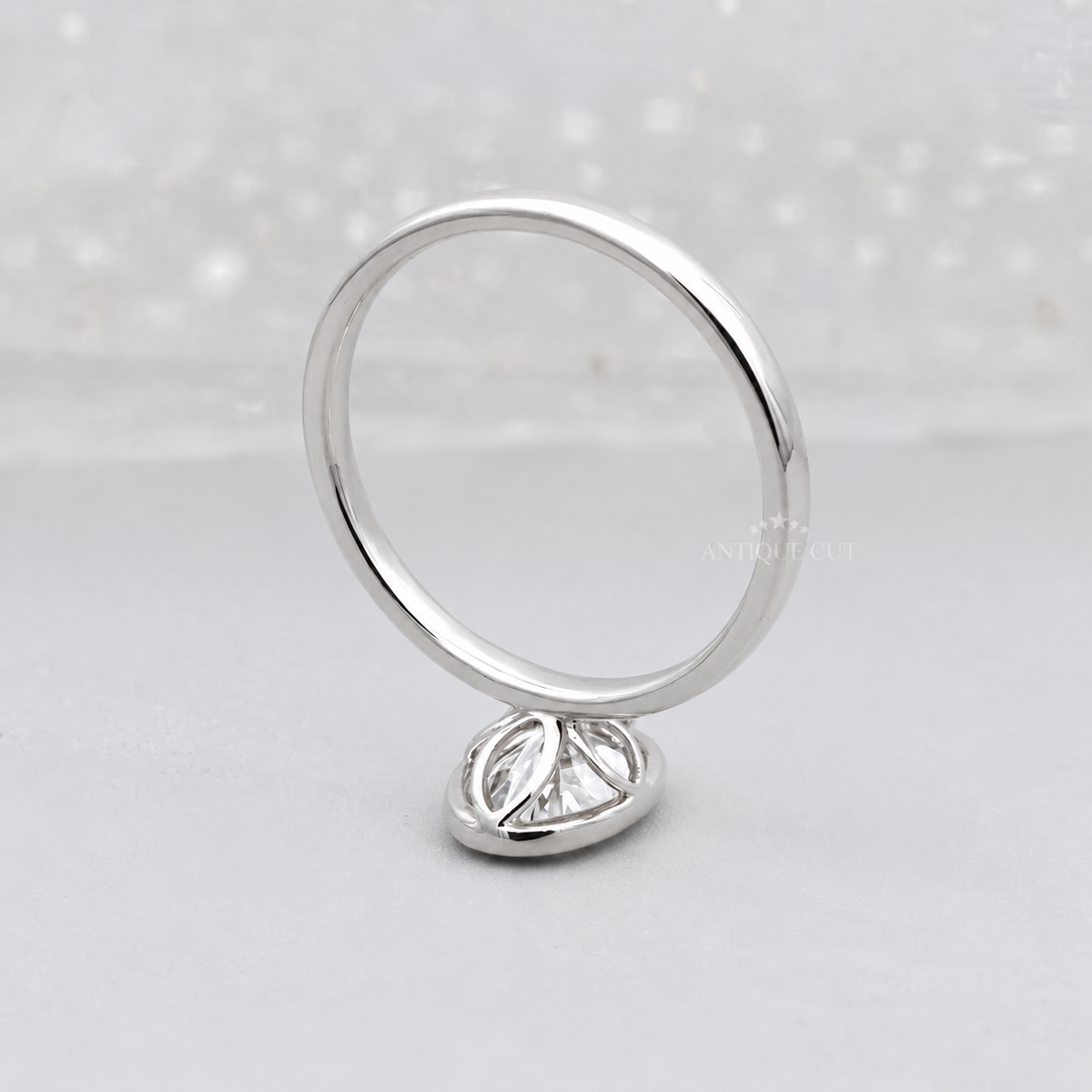 10k White Gold, 14k White Gold, 18k White Gold, Platinum