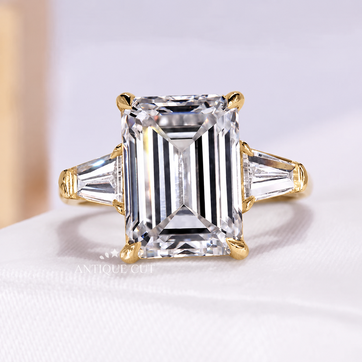 10k Yellow Gold, 14k Yellow Gold, 18k Yellow Gold