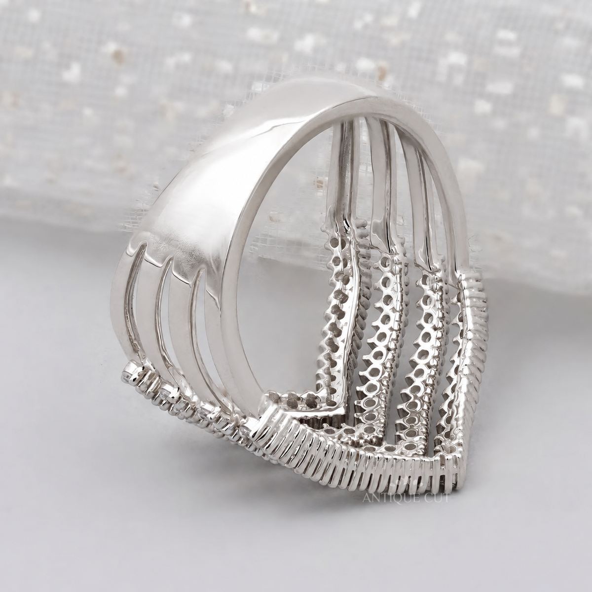 10k White Gold, 14k White Gold, 18k White Gold, Platinum