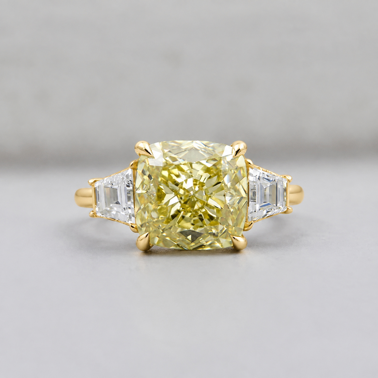 10k Yellow Gold, 14k Yellow Gold, 18k Yellow Gold