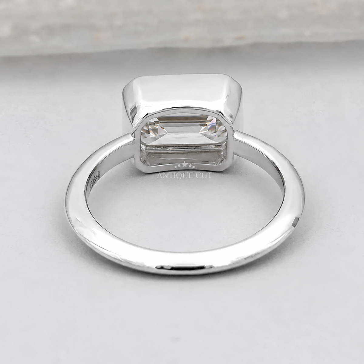 10k White Gold, 14k White Gold, 18k White Gold, Platinum