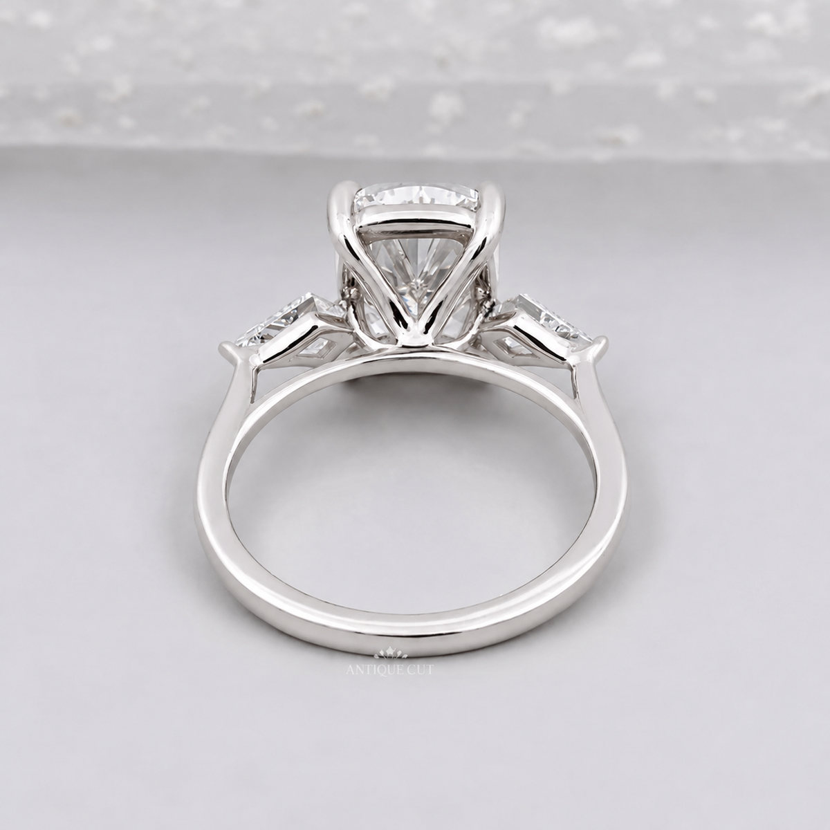 10k White Gold, 14k White Gold, 18k White Gold, Platinum
