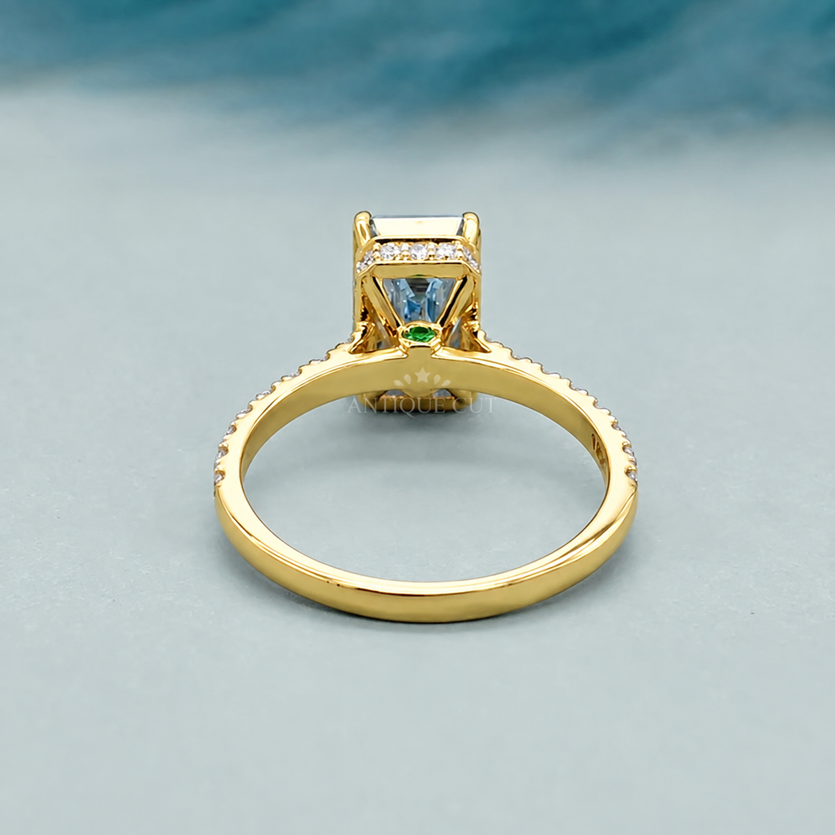 10k Yellow Gold, 14k Yellow Gold, 18k Yellow Gold