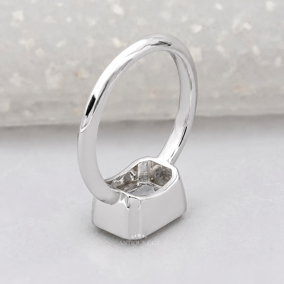 10k White Gold, 14k White Gold, 18k White Gold, Platinum