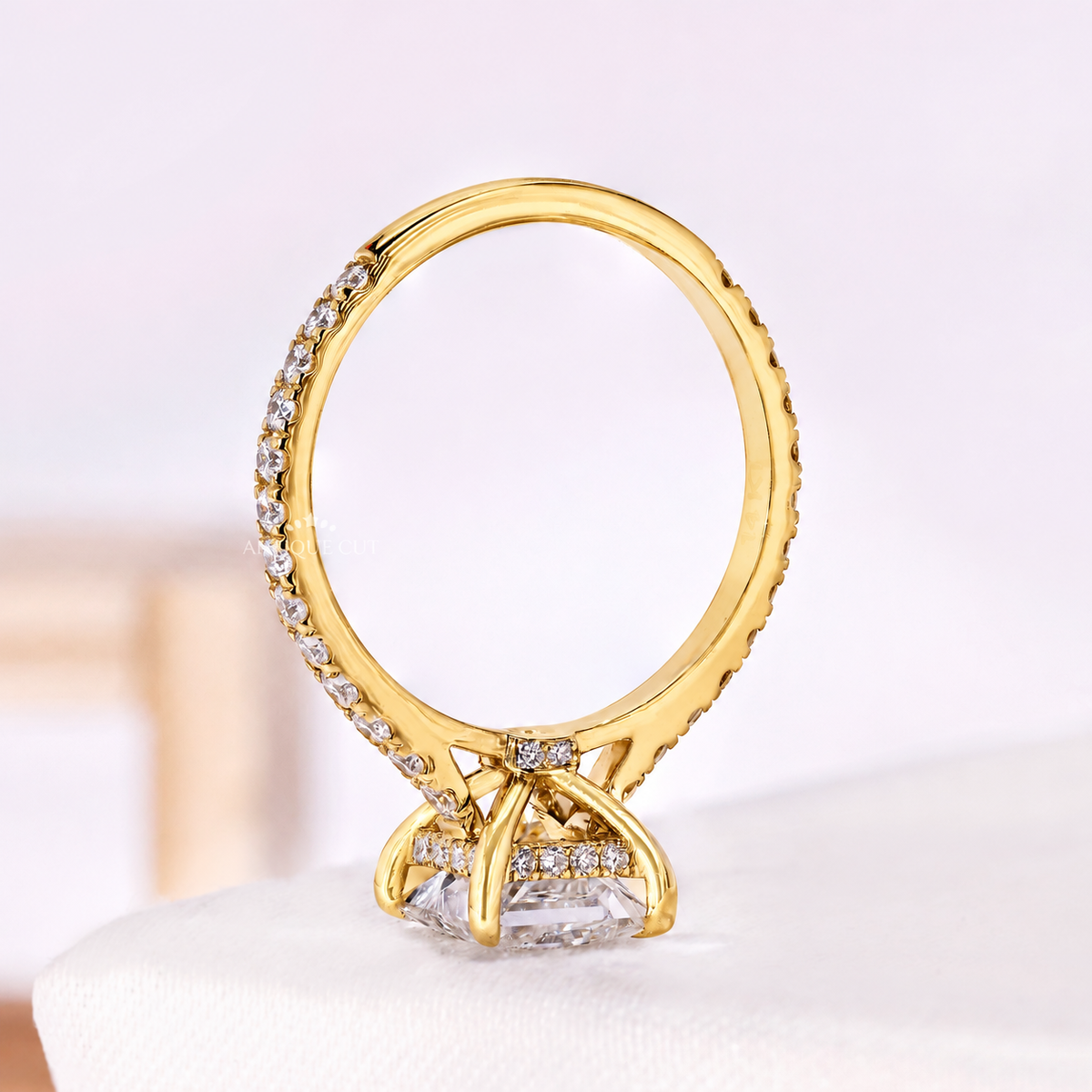 10k Yellow Gold, 14k Yellow Gold, 18k Yellow Gold