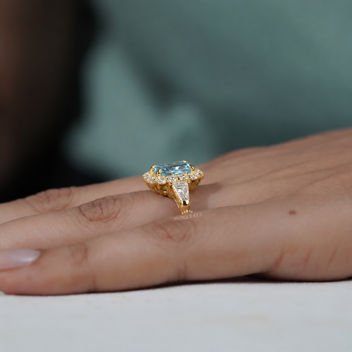 10k Yellow Gold, 14k Yellow Gold, 18k Yellow Gold