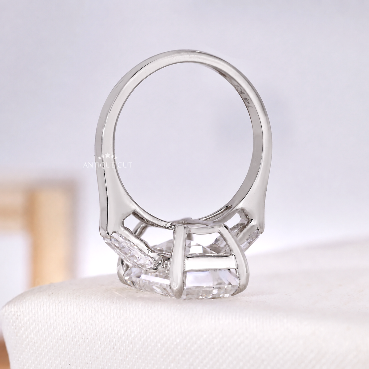 10k White Gold, 14k White Gold, 18k White Gold, Platinum