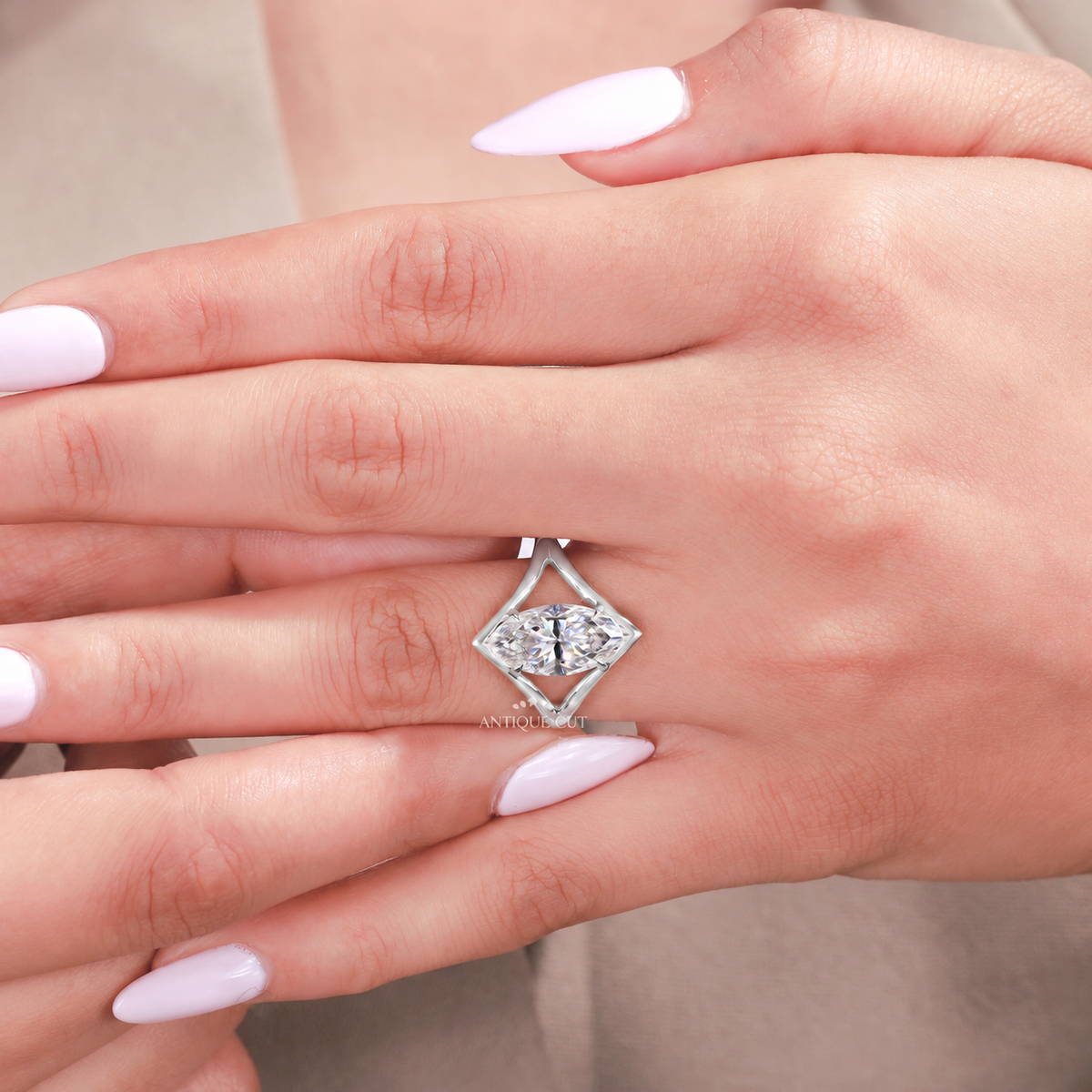 10k White Gold, 14k White Gold, 18k White Gold, Platinum