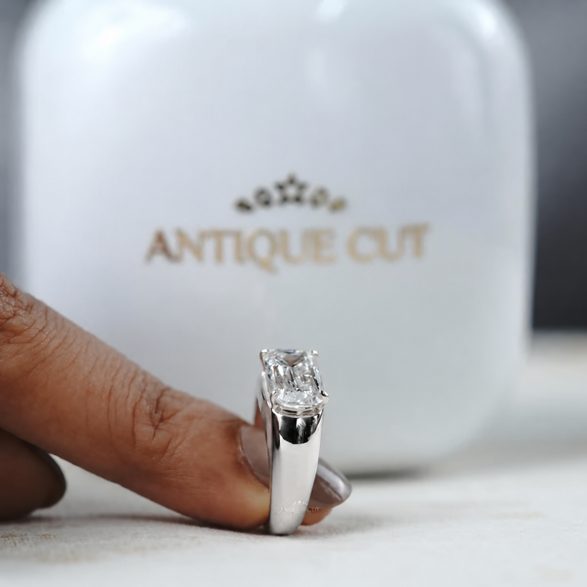 10k White Gold, 14k White Gold, 18k White Gold, Platinum
