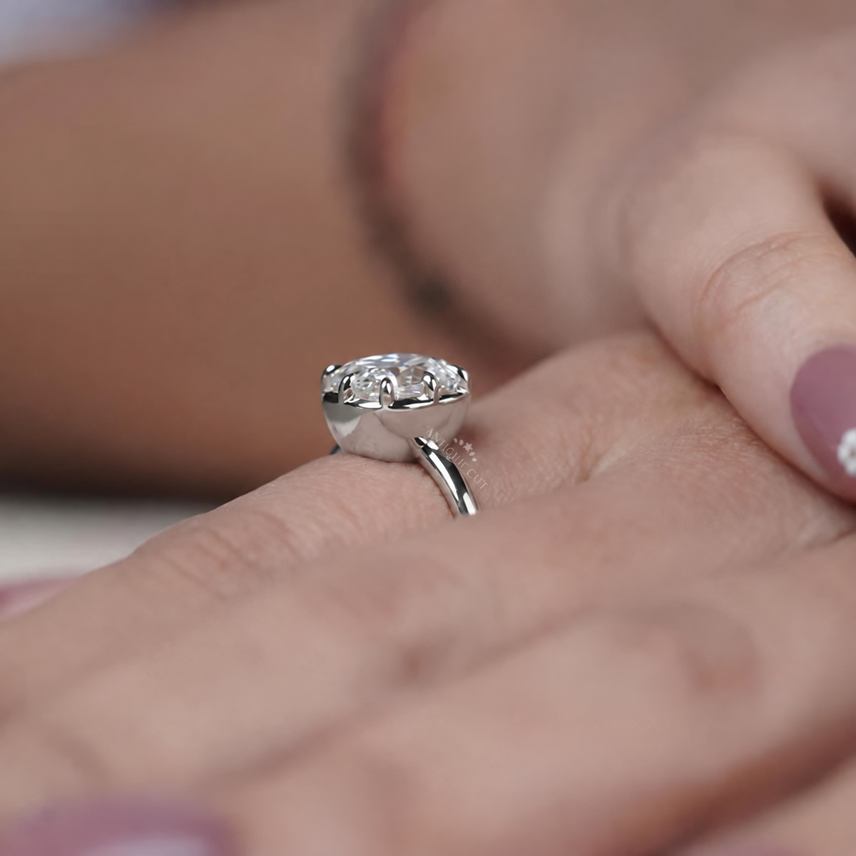 10k White Gold, 14k White Gold, 18k White Gold, Platinum
