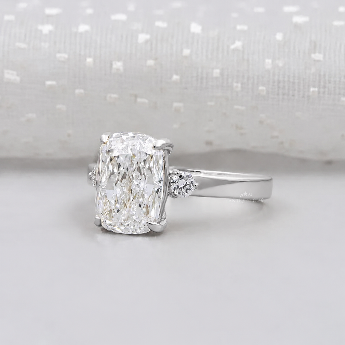 10k White Gold, 14k White Gold, 18k White Gold, Platinum
